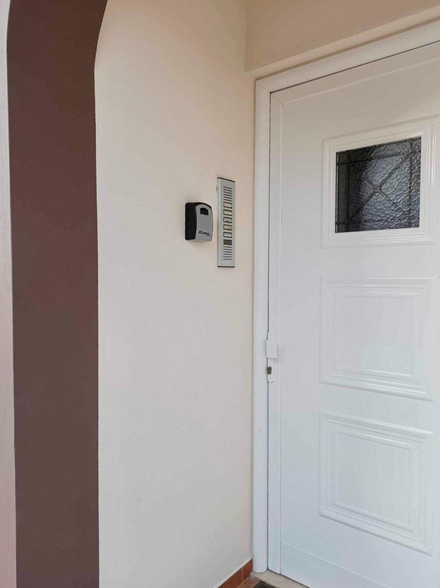 Seamplicity Cozy Apartment Ираклио Екстериор снимка