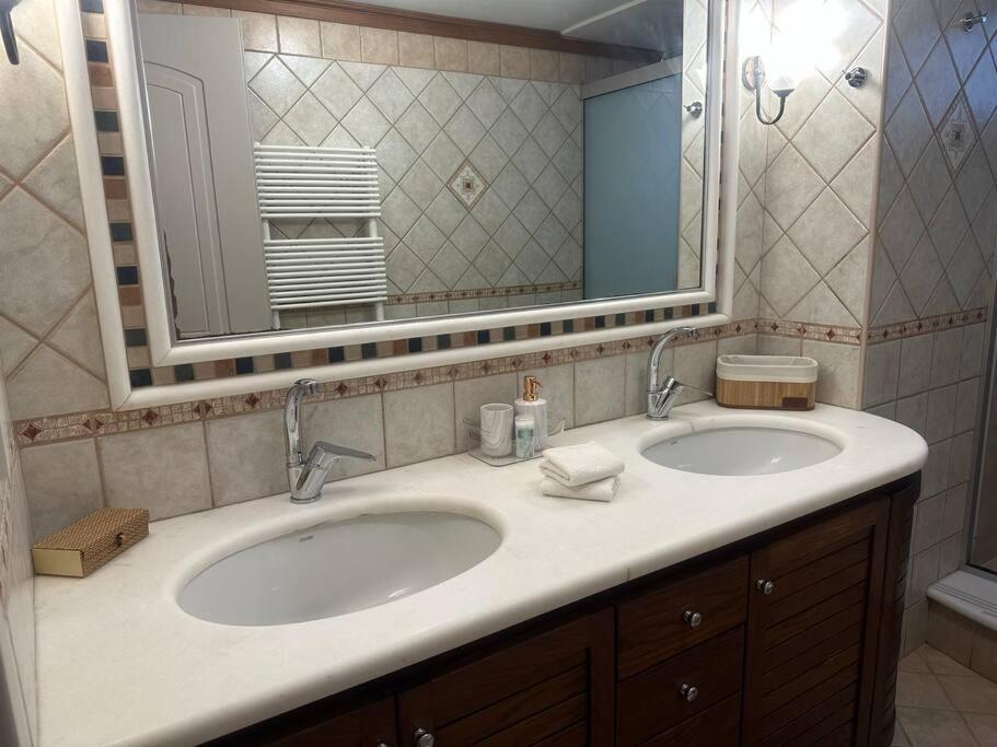 Seamplicity Cozy Apartment Ираклио Екстериор снимка